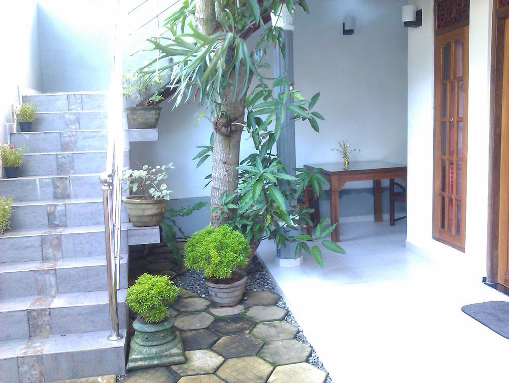 Aayu'S Guest Hotel Bentota Quarto foto